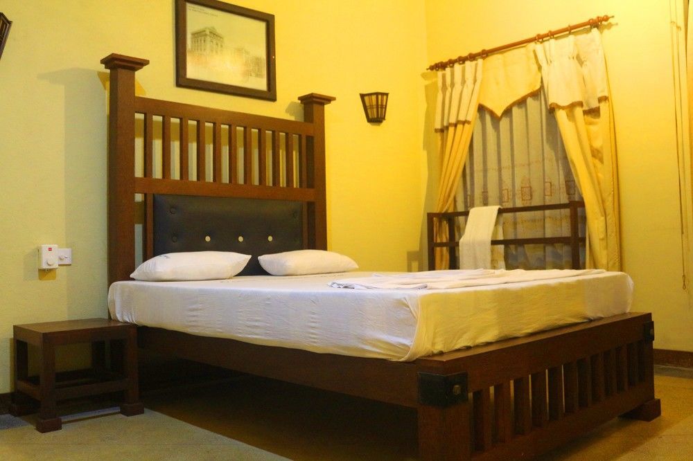 Ocean Dreams Hotel Ahangama Bagian luar foto