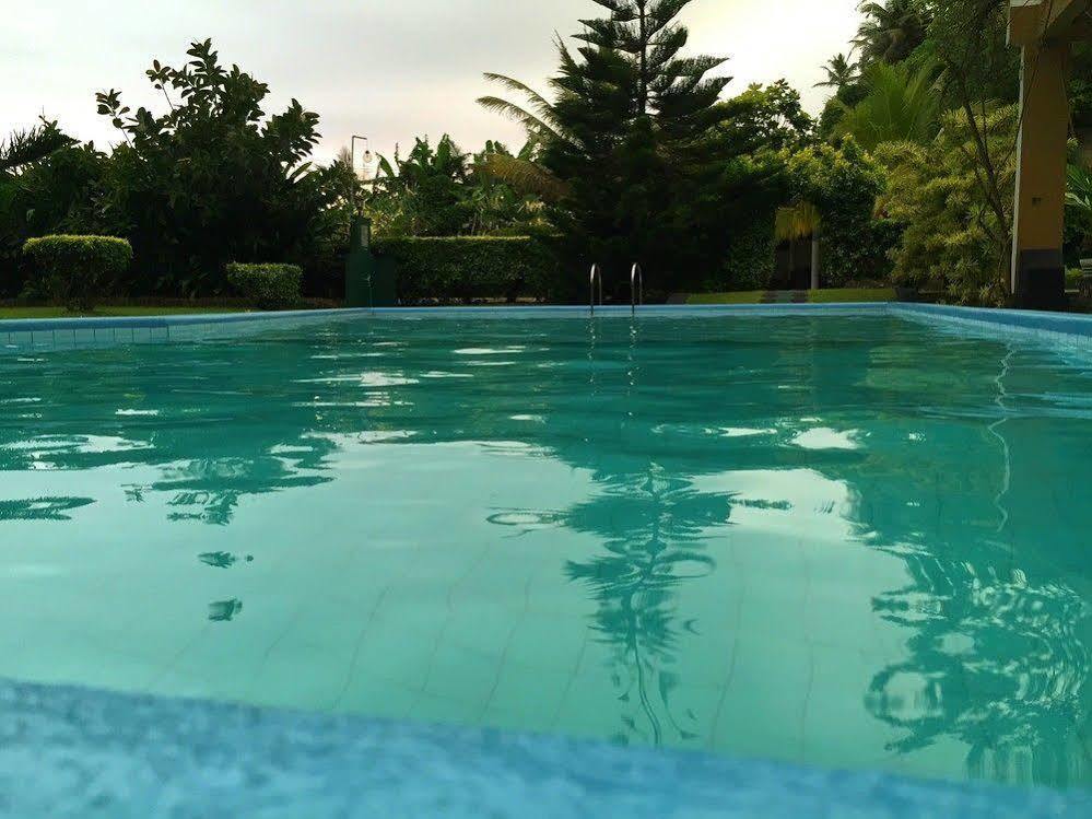 Ocean Dreams Hotel Ahangama Bagian luar foto