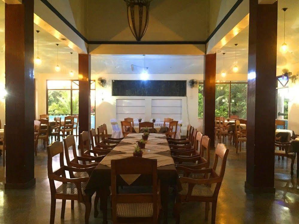 Ocean Dreams Hotel Ahangama Bagian luar foto