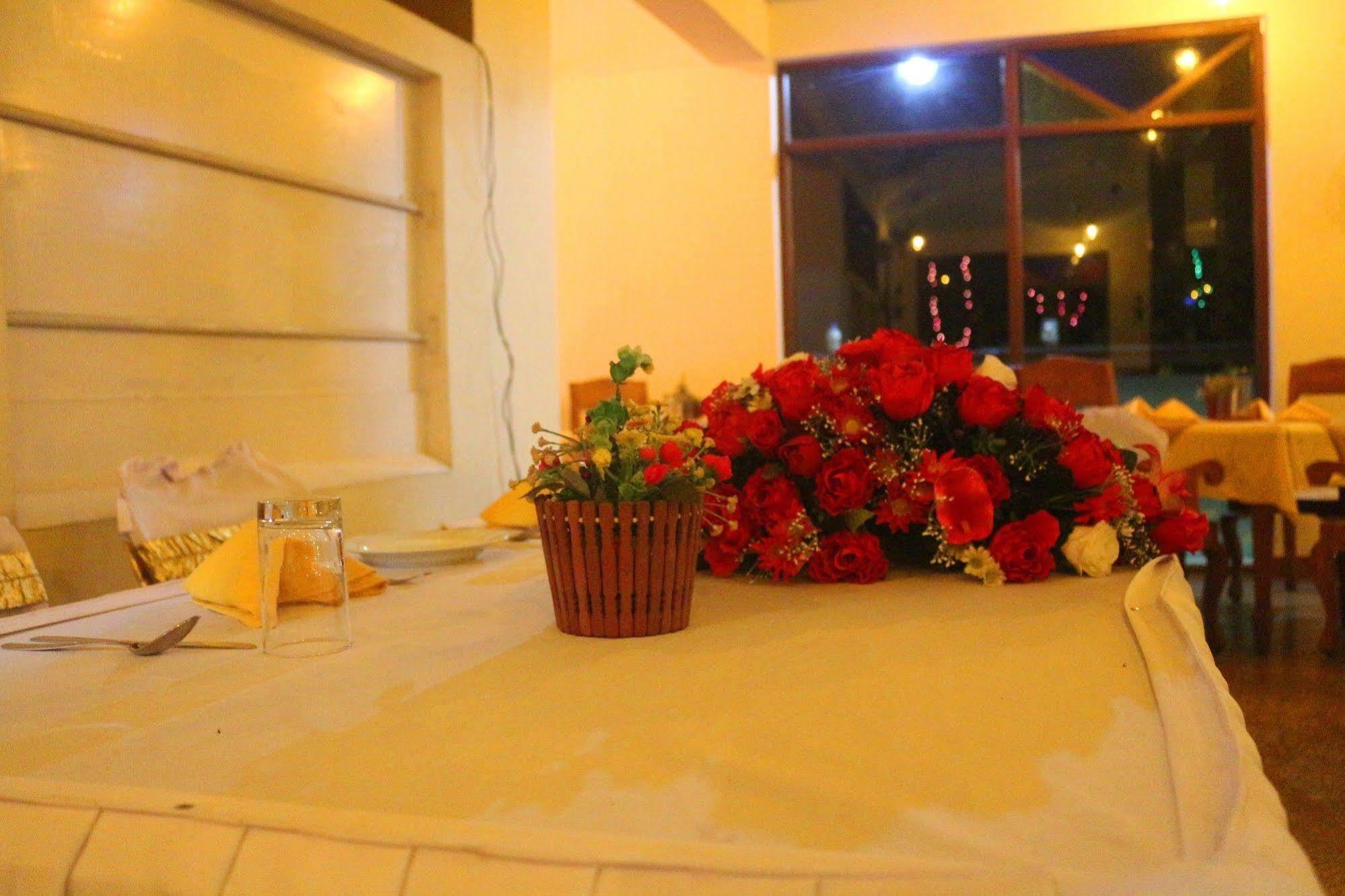 Ocean Dreams Hotel Ahangama Bagian luar foto